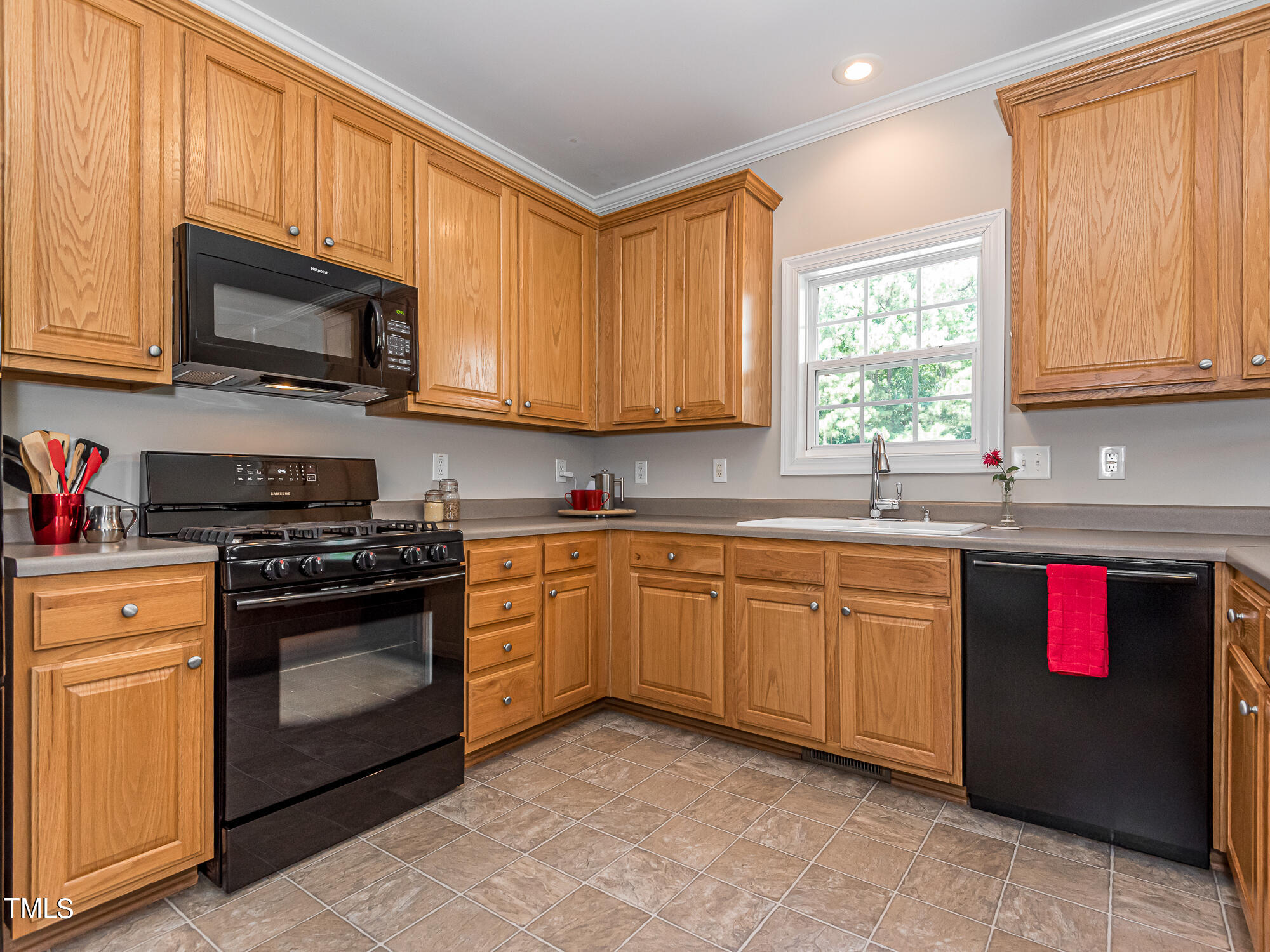 3080 Wren Road Creedmoor, NC 27522 - Photo 8 of 47 InTrust_Realty_Lee_3080_Wren-7748