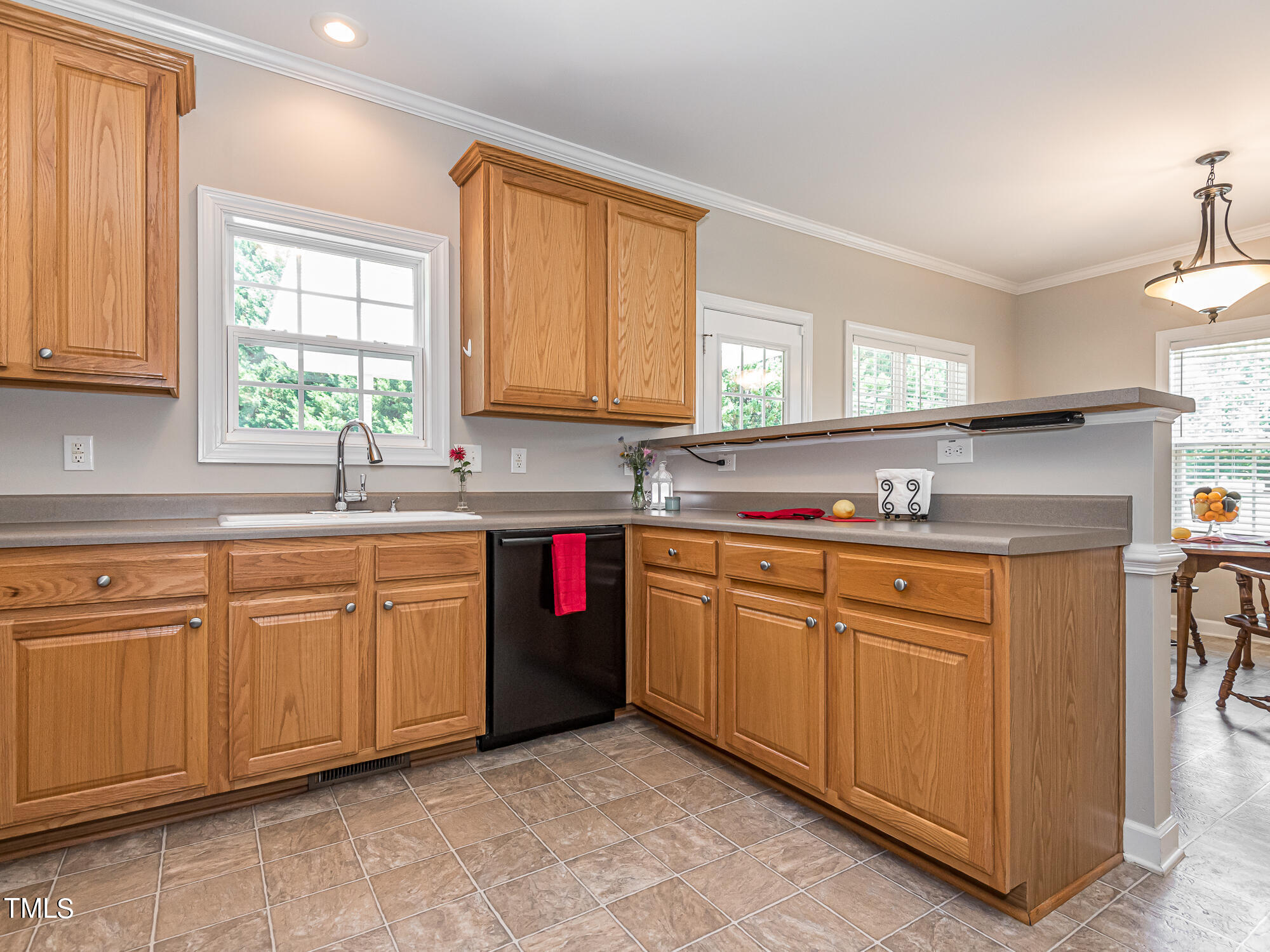3080 Wren Road Creedmoor, NC 27522 - Photo 10 of 47 InTrust_Realty_Lee_3080_Wren-7750