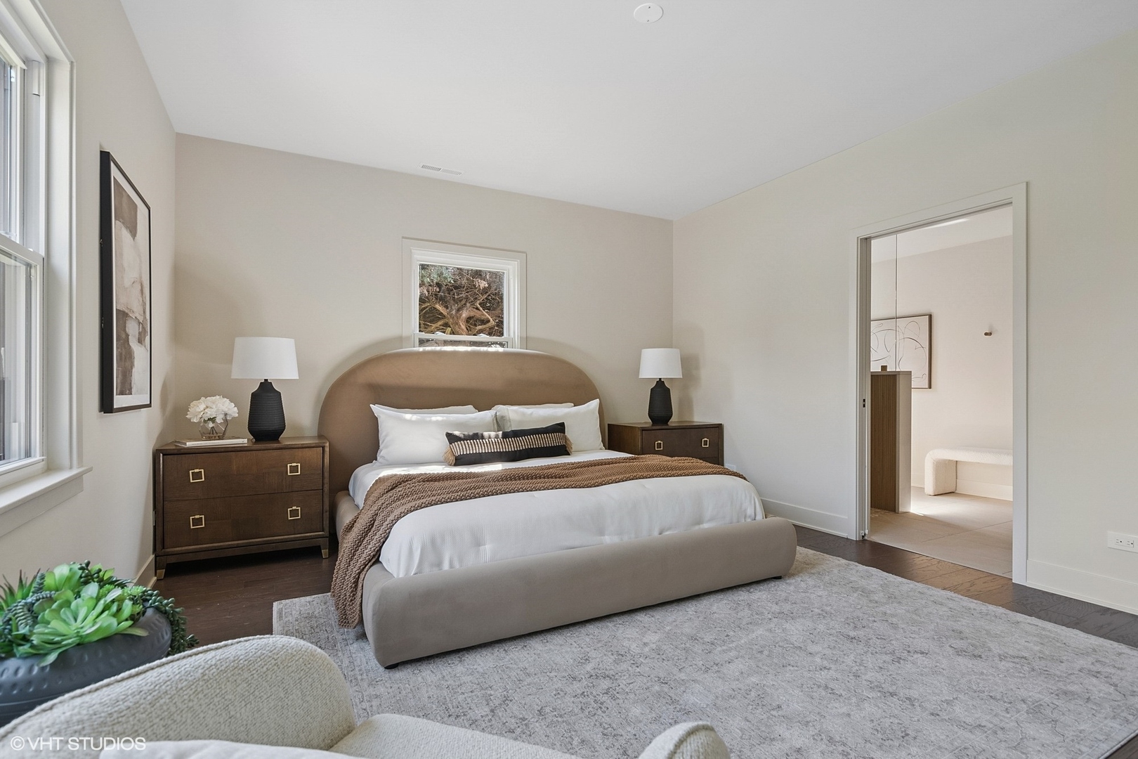 148 Geneva Road Glen Ellyn, IL 60137 - Photo 20 of 45 a bedroom with a bed and a couch