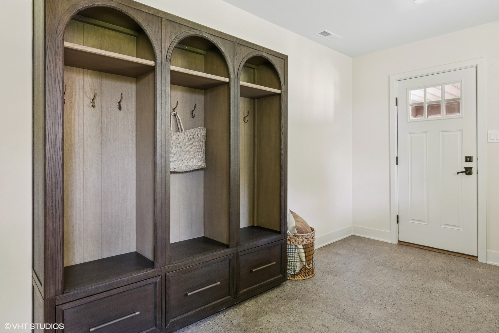 148 Geneva Road Glen Ellyn, IL 60137 - Photo 29 of 45 a view of walk in closet