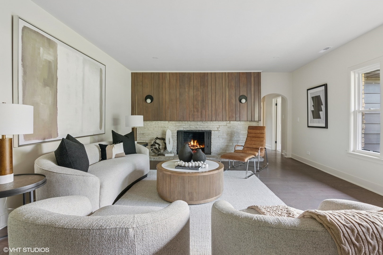 148 Geneva Road Glen Ellyn, IL 60137 - Photo 4 of 45 a living room with furniture and a fireplace