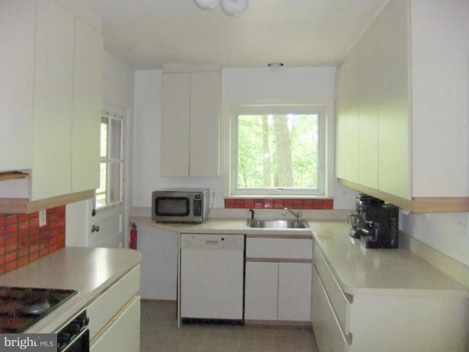 6306 Dahlonega Road Bethesda, MD 20816 - Photo 12 of 16 Kitchen #2
