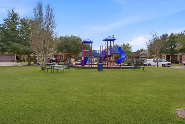 $2,000 | 31039 Sundance Woods Court, Spring, TX 77386