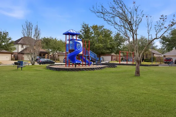 $2,000 | 31039 Sundance Woods Court, Spring, TX 77386