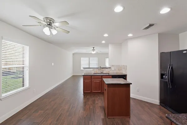 $2,000 | 31039 Sundance Woods Court, Spring, TX 77386