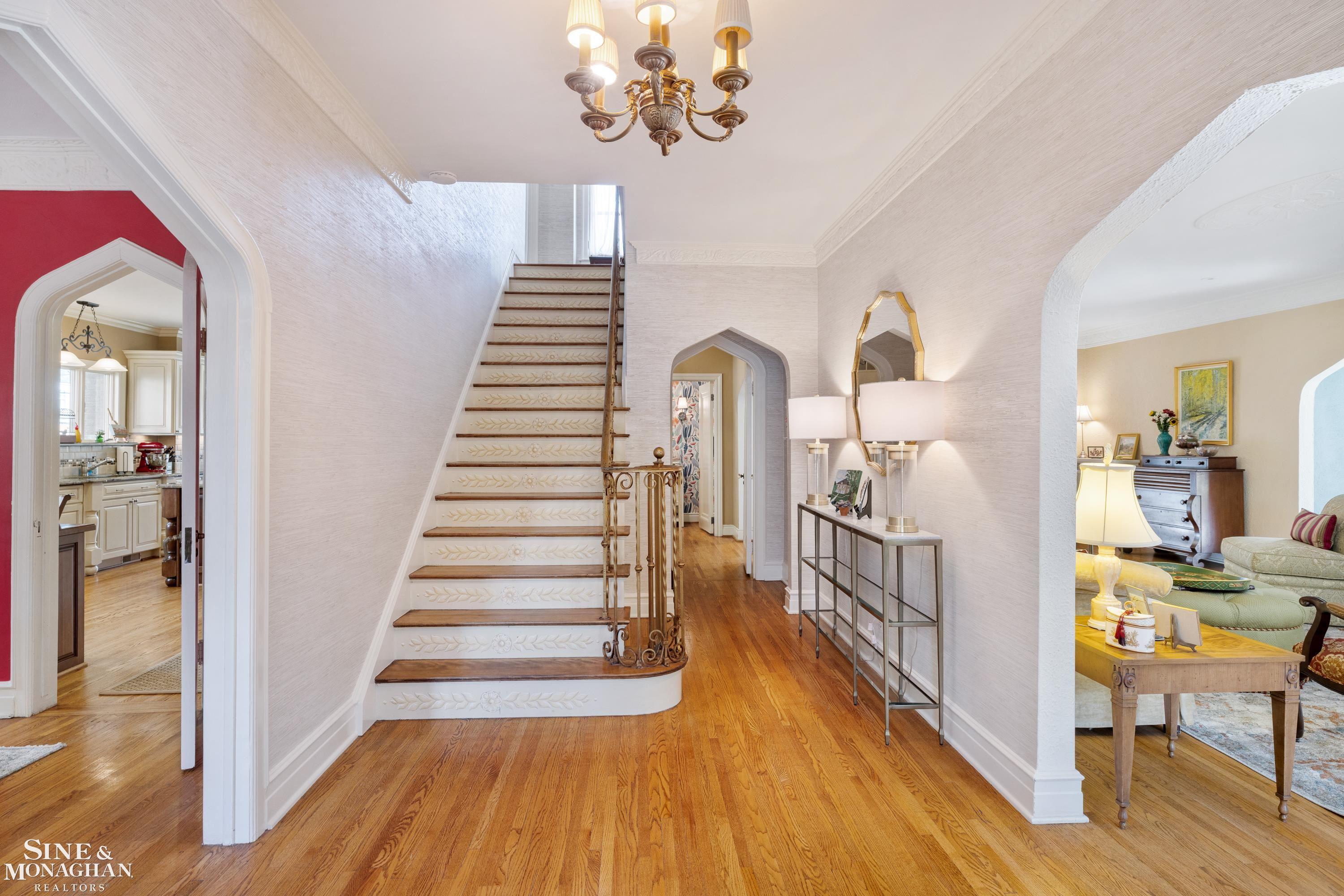 1148 Devonshire Road Grosse Pointe Park, MI 48230 - Photo 12 of 89