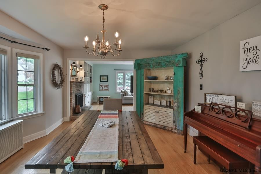 36 Spring Avenue Colonie, NY 12110 - Photo 5 of 61 Photo 5