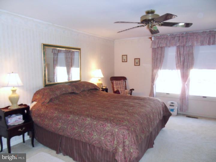183 Bateman Road Langhorne, PA 19047 - Photo 10 of 19 Gallery Image 10
