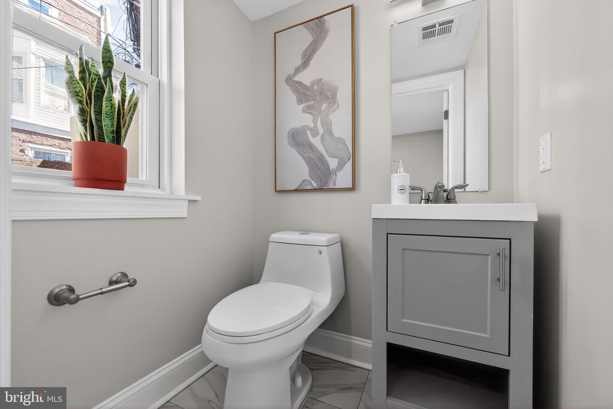 2303 St Albans Street Philadelphia, PA 19146 - Photo 22 of 51 First floor half bathroom
