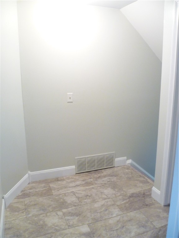 138 Fox Run Gates, NY 14606 - Photo 19 of 40