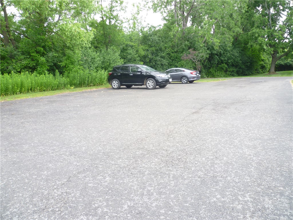 138 Fox Run Gates, NY 14606 - Photo 36 of 40 Open Parking