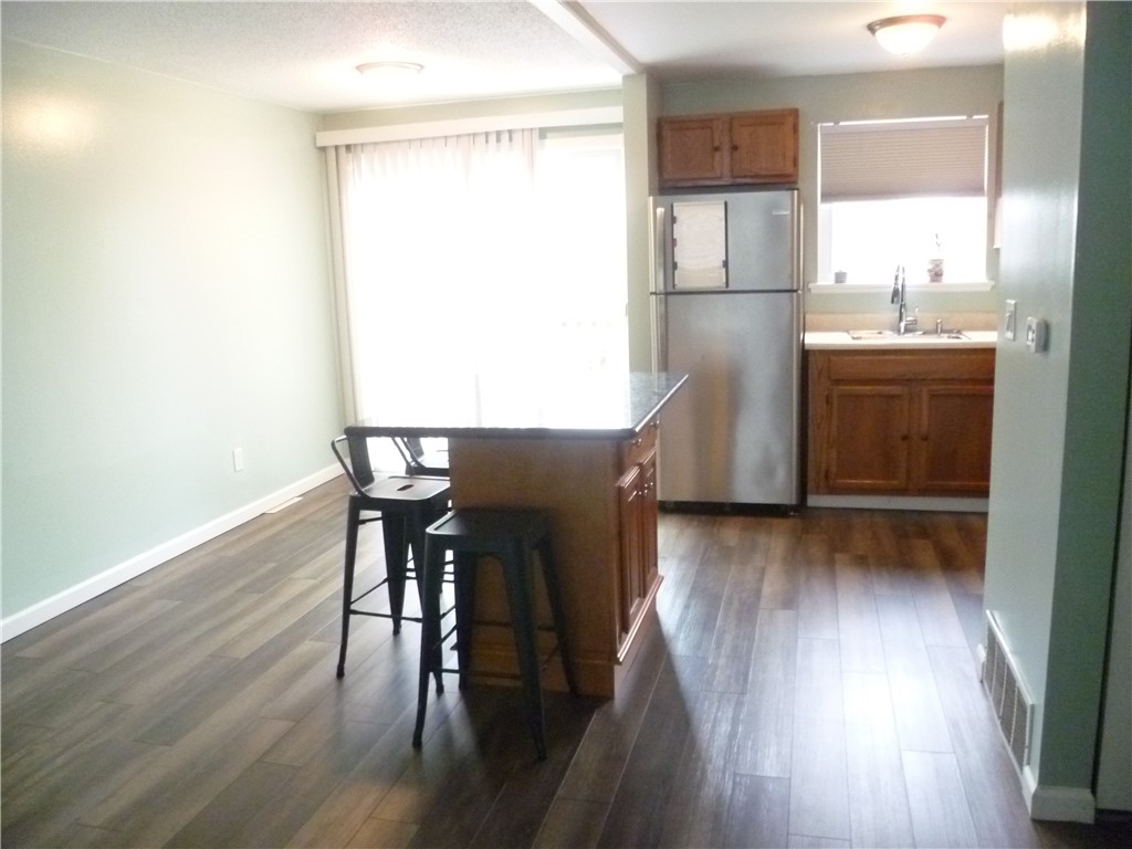 138 Fox Run Gates, NY 14606 - Photo 7 of 40