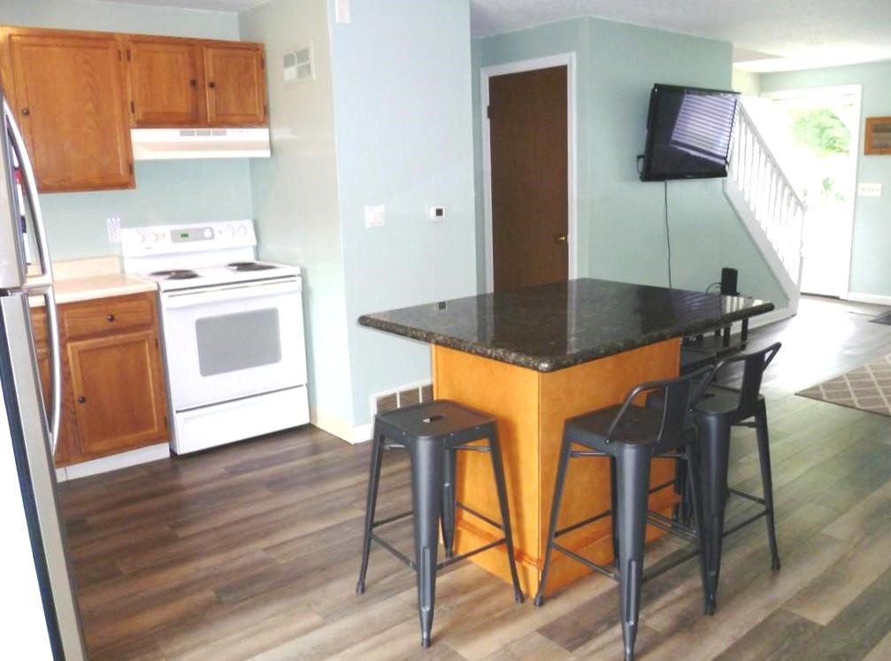 138 Fox Run Gates, NY 14606 - Photo 8 of 40