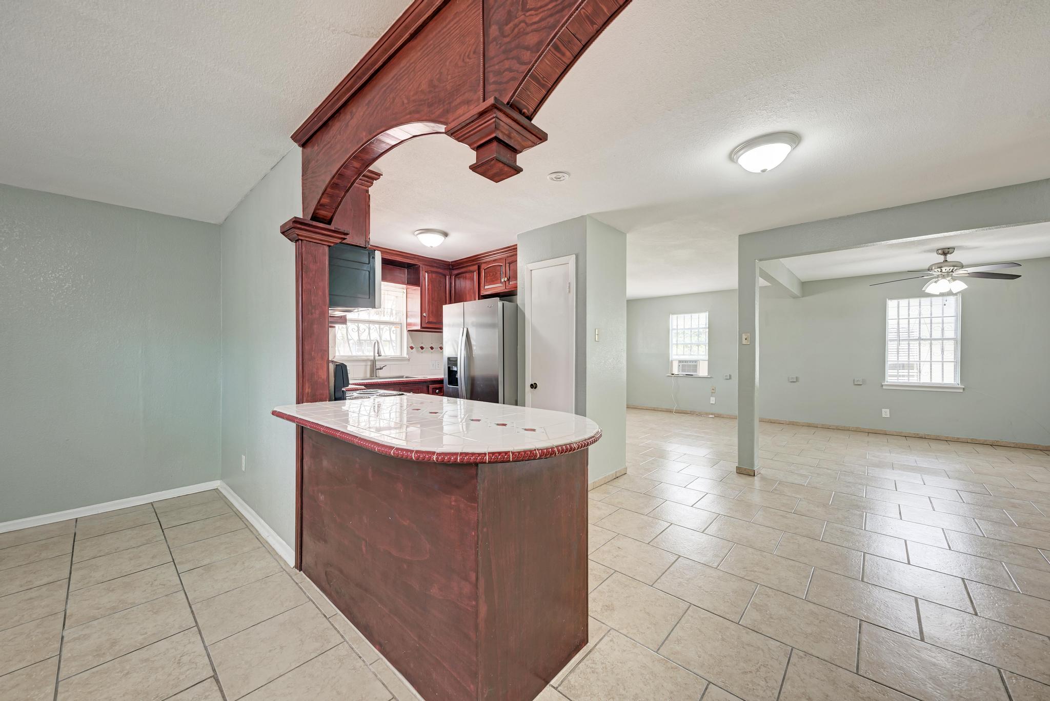 4701 Bandera Road Austin, TX 78721 - Photo 13 of 37