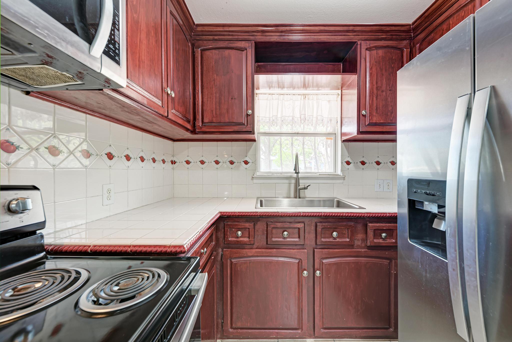 4701 Bandera Road Austin, TX 78721 - Photo 15 of 37