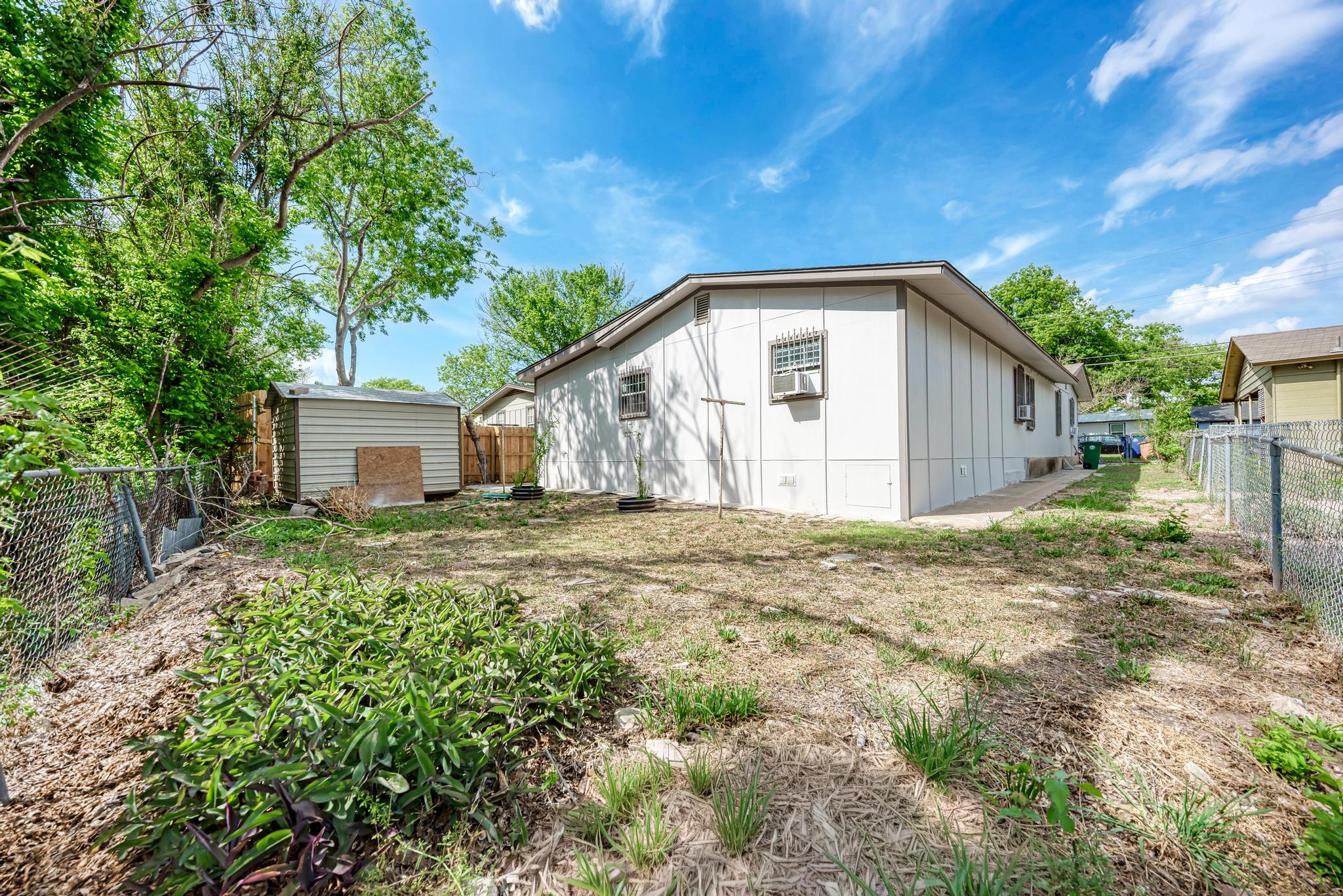 4701 Bandera Road Austin, TX 78721 - Photo 34 of 37