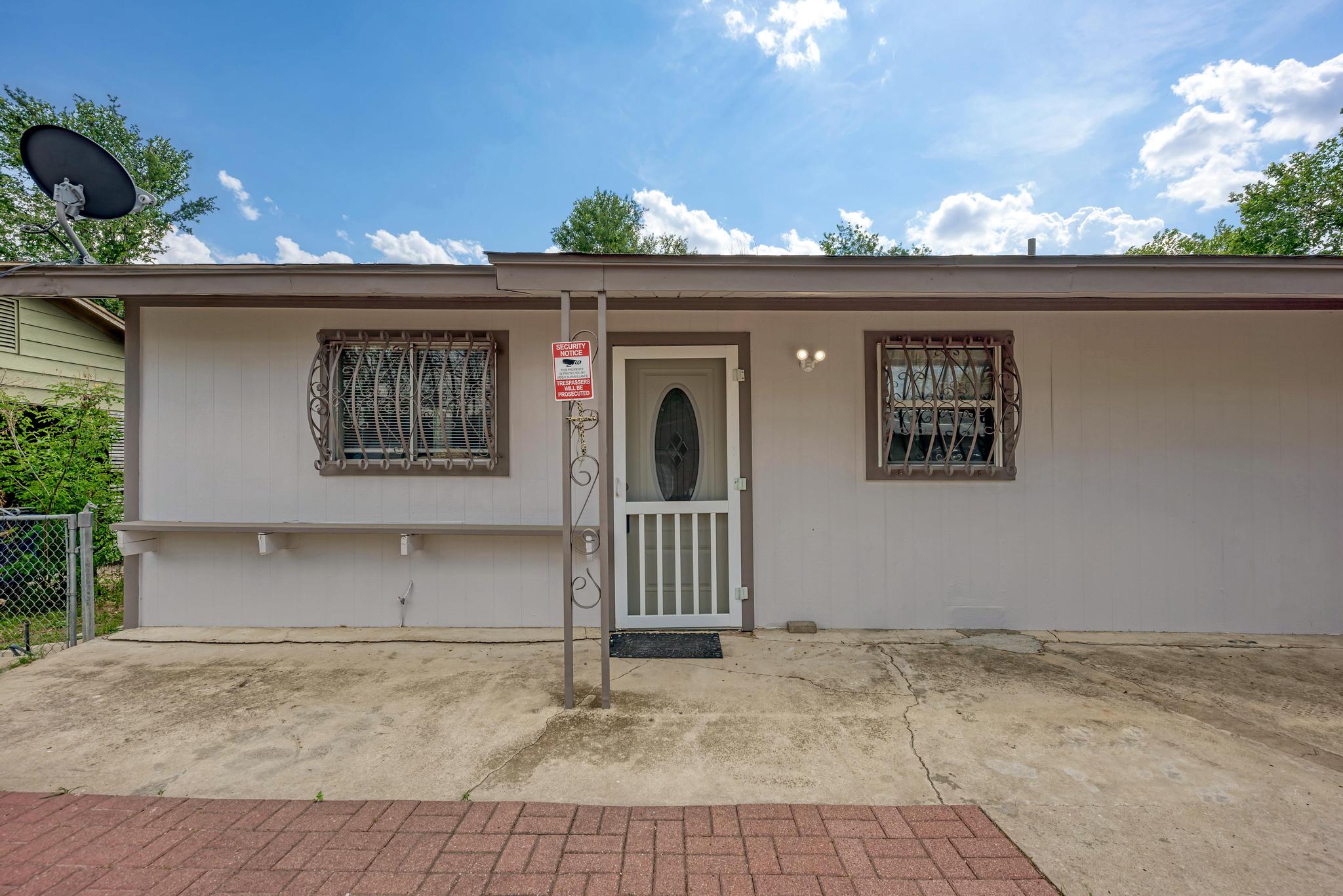 4701 Bandera Road Austin, TX 78721 - Photo 4 of 37