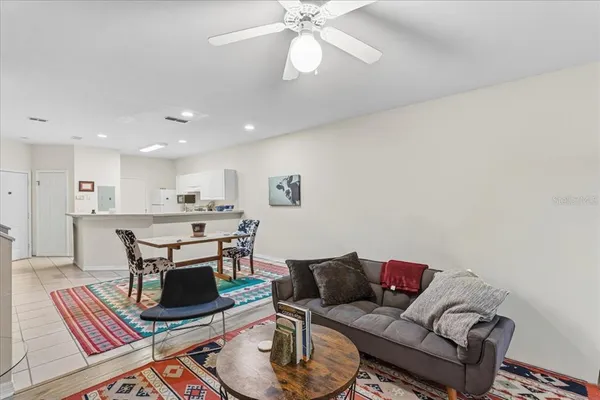 $209,700 | 13200 West Newberry Road, Unit 86, Newberry, FL 32669