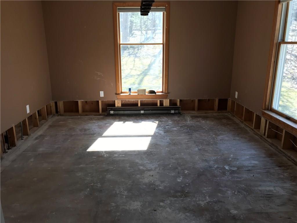 2 Bears Run Road Freeport, ME 04032 - Photo 4 of 12 Dining Room