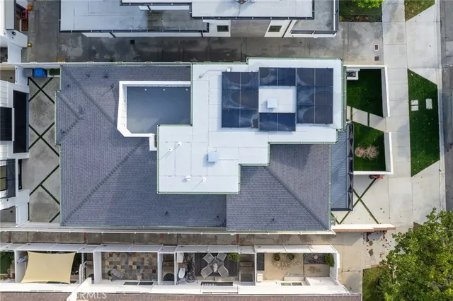 $2,479,000 | 110 South Irena Avenue, Unit A, Redondo Beach, CA 90277