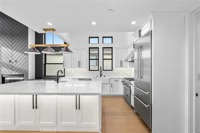 $2,479,000 | 110 South Irena Avenue, Unit A, Redondo Beach, CA 90277