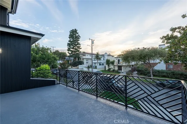 $2,479,000 | 110 South Irena Avenue, Unit A, Redondo Beach, CA 90277