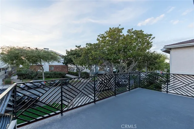 $2,479,000 | 110 South Irena Avenue, Unit A, Redondo Beach, CA 90277