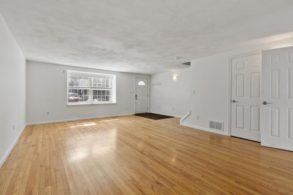 111 Brigham Street, Unit 11B Hudson, MA 01749 - Photo 16 of 34