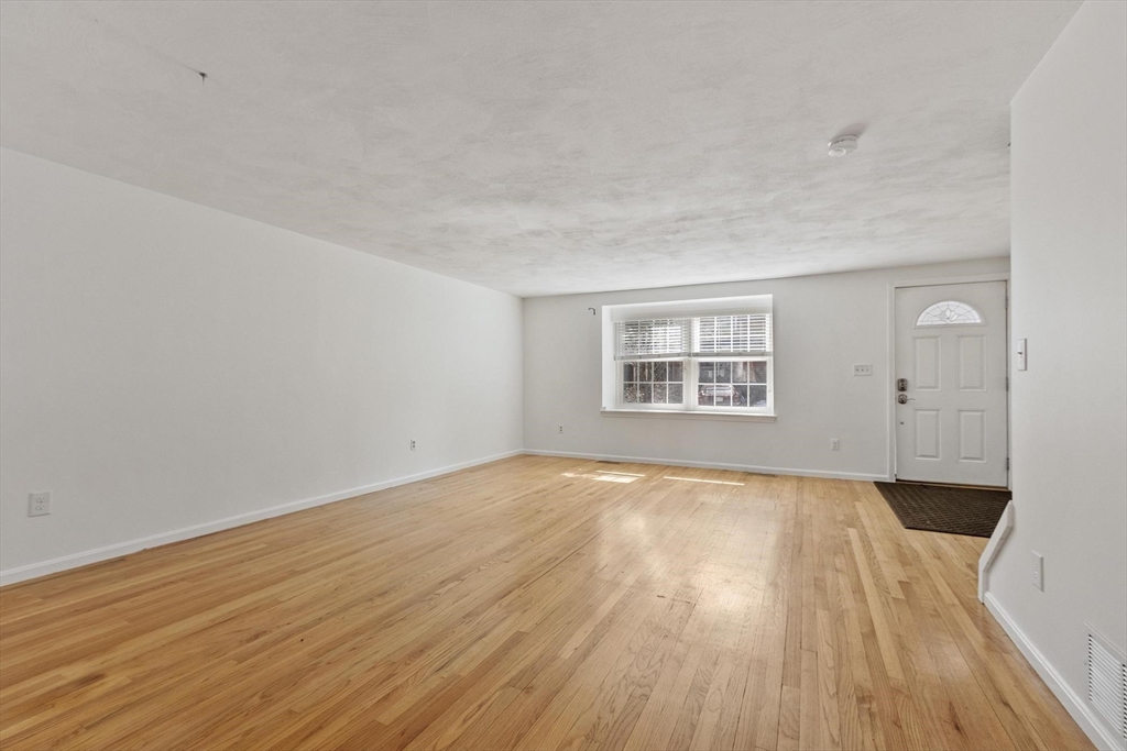 111 Brigham Street, Unit 11B Hudson, MA 01749 - Photo 17 of 34