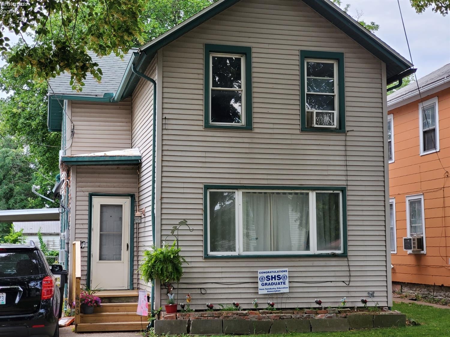 423 Perry Street Sandusky, OH 44870 - Photo 1 of 18 Gallery Image 1
