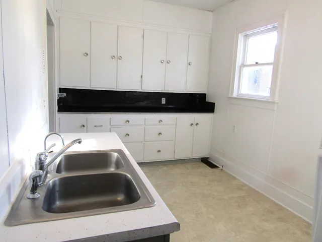 $97,000 | 712 7th Street, Dawson, MN 56232