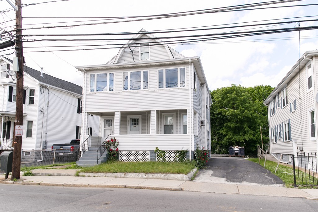 366 Riverside Avenue Medford, MA 02155 - Photo 1 of 14 Gallery Image 1