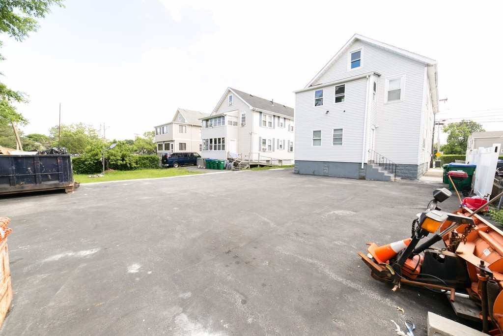 366 Riverside Avenue Medford, MA 02155 - Photo 2 of 14 Gallery Image 2