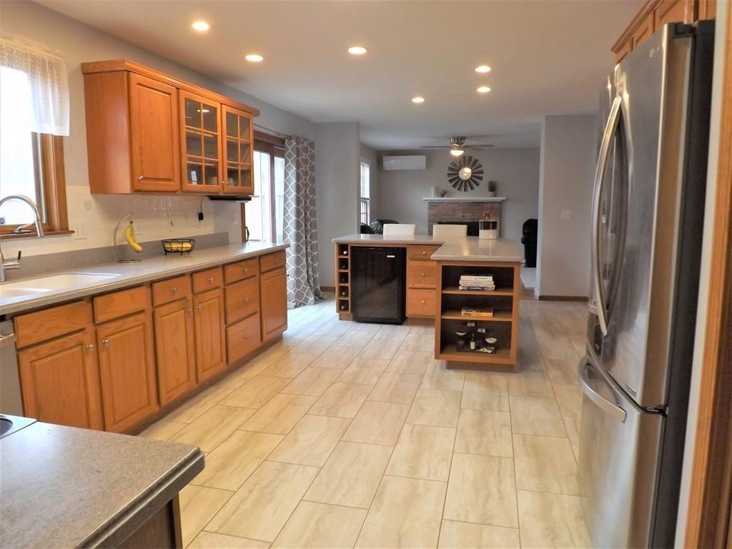 7 Rice Road Auburn, MA 01501 - Photo 5 of 32 Gallery Image 5