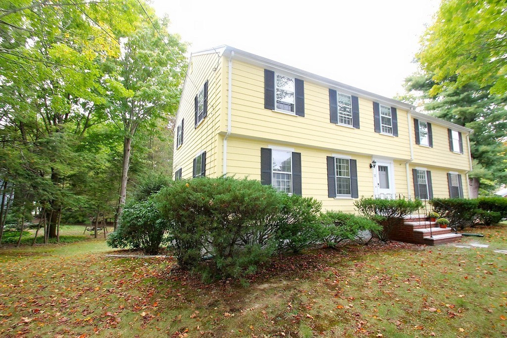 32 Maple Ridge Road Reading, MA 01867 - Photo 2 of 30