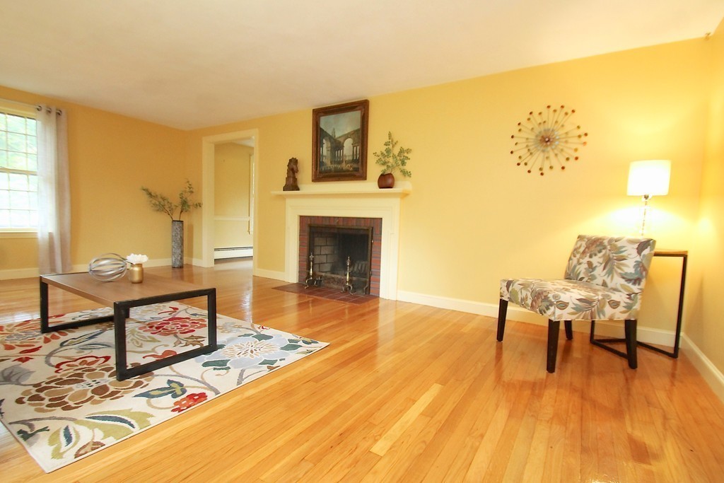 32 Maple Ridge Road Reading, MA 01867 - Photo 6 of 30
