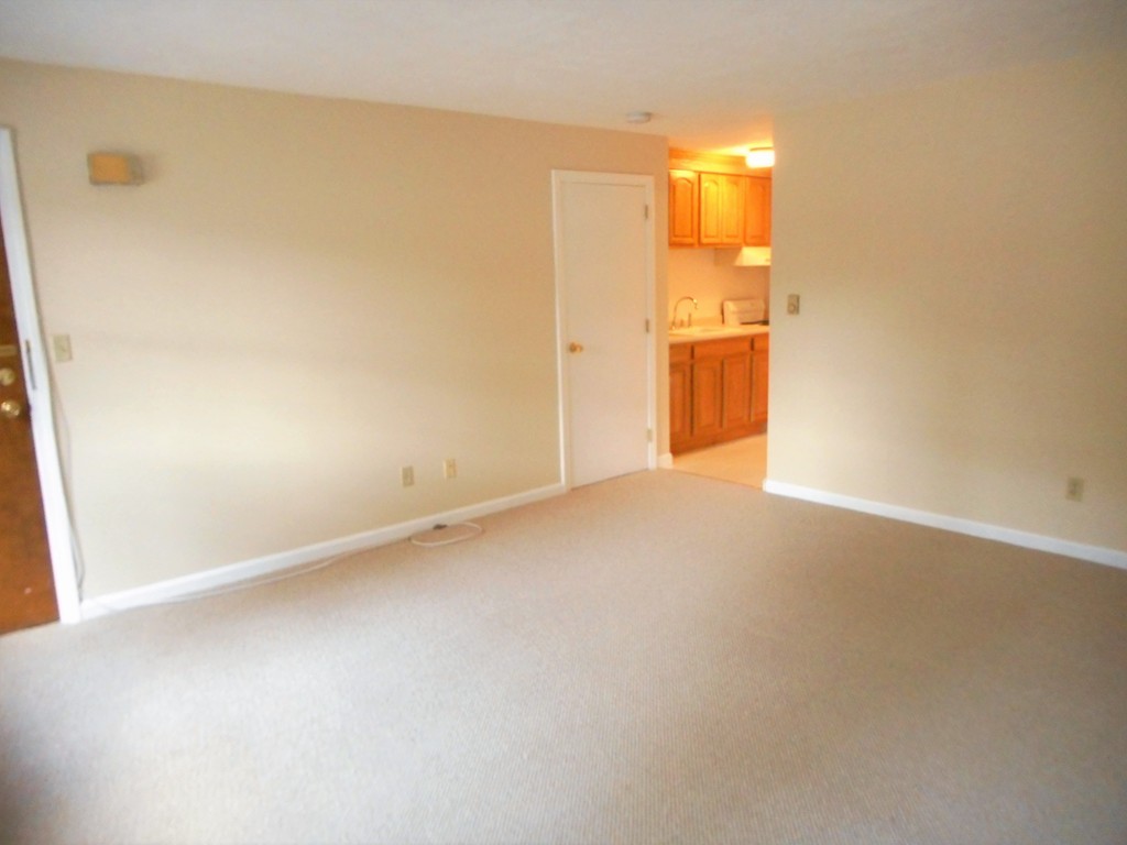 35 Liberty Square Road, Unit B Boxborough, MA 01719 - Photo 3 of 17