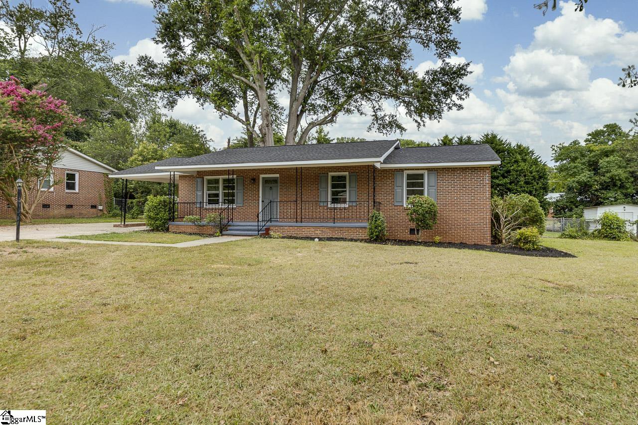2303 Poplar Lane Anderson, SC 29621 - Photo 2 of 29 Gallery Image 2