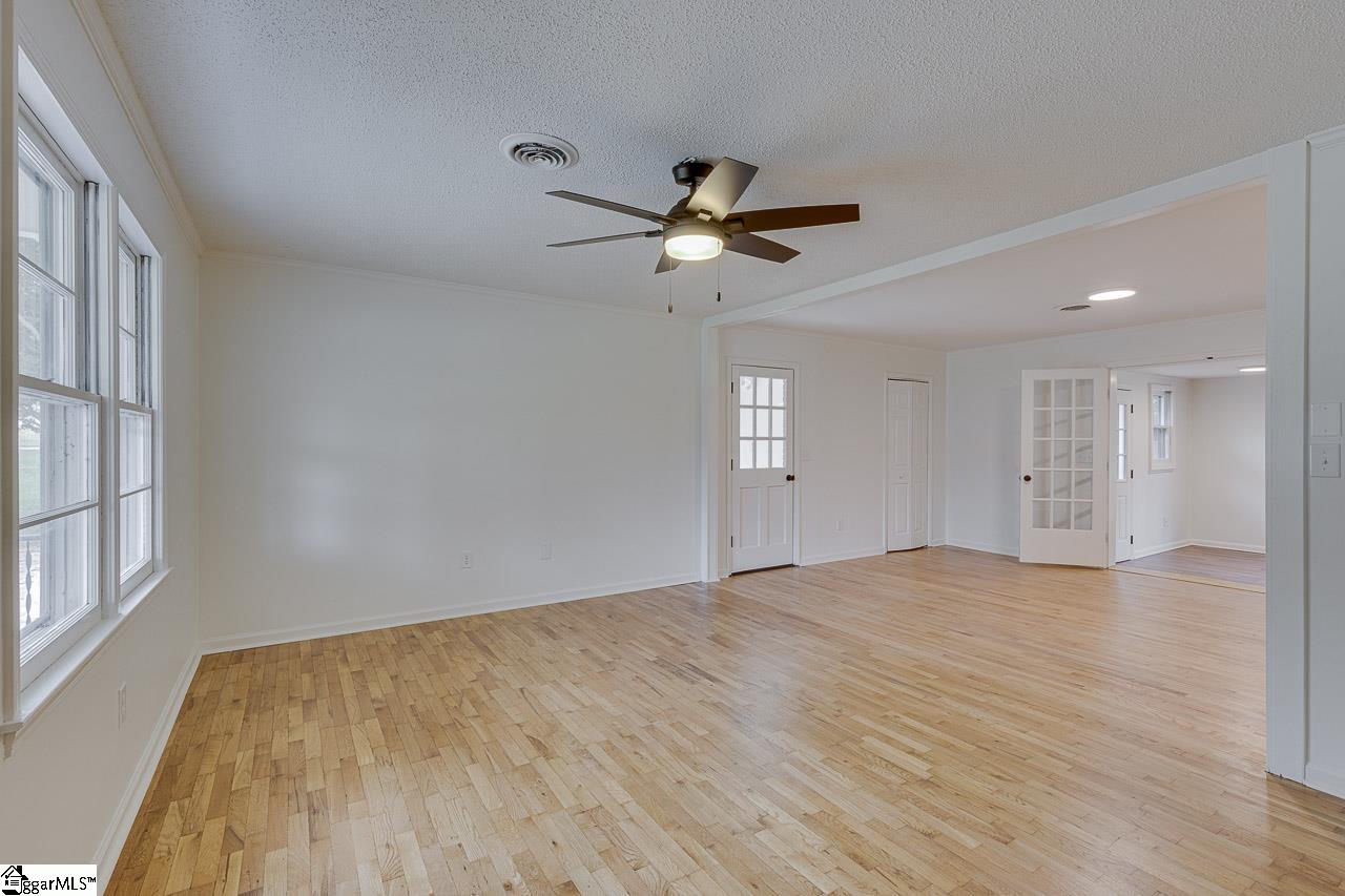 2303 Poplar Lane Anderson, SC 29621 - Photo 4 of 29 Gallery Image 4