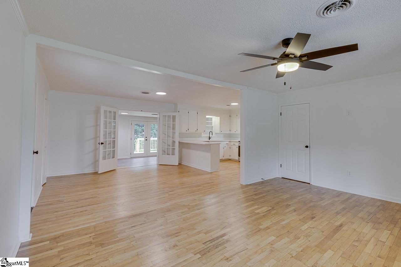 2303 Poplar Lane Anderson, SC 29621 - Photo 5 of 29 Gallery Image 5