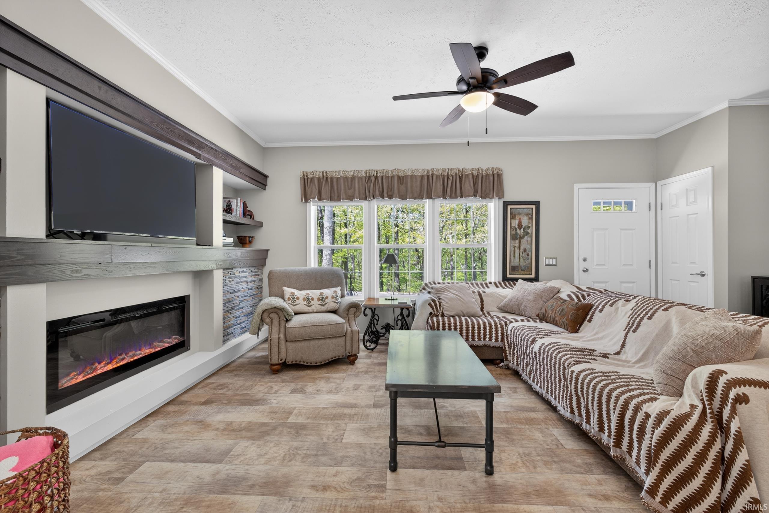 9451 South Chapel Hill Road Heltonville, IN 47436 - Photo 3 of 30