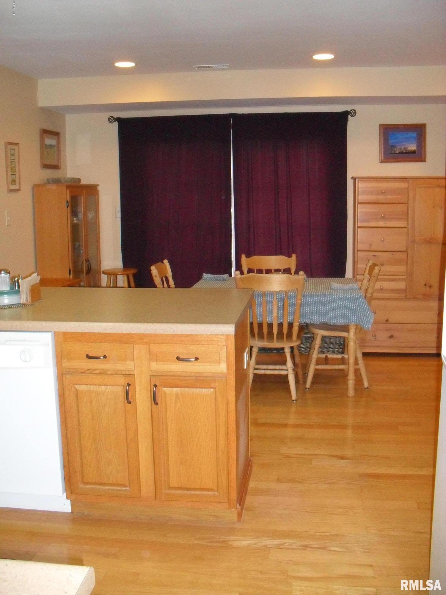 359 Dunivan Road Murphysboro, IL 62966 - Photo 8 of 41