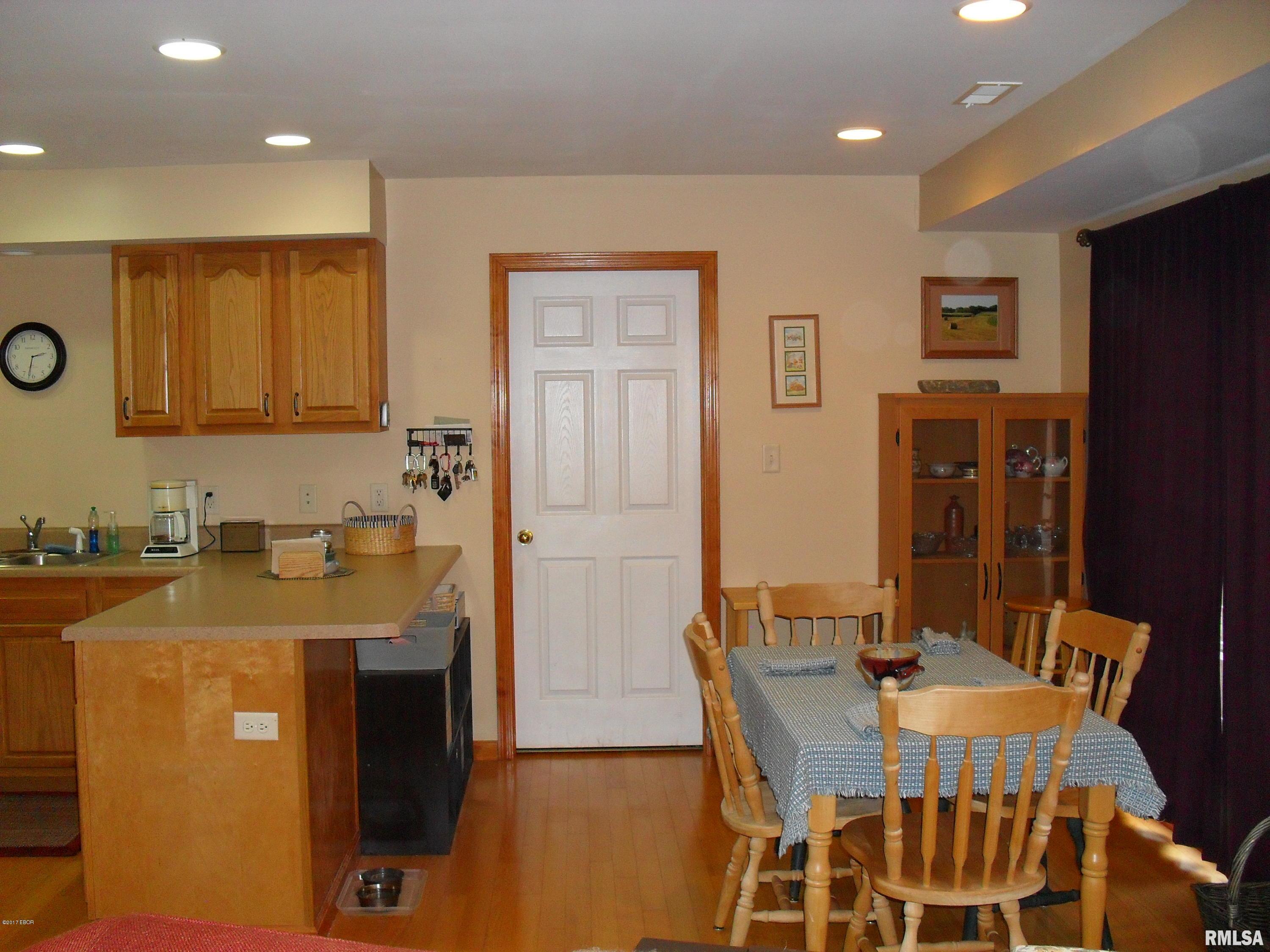 359 Dunivan Road Murphysboro, IL 62966 - Photo 9 of 41