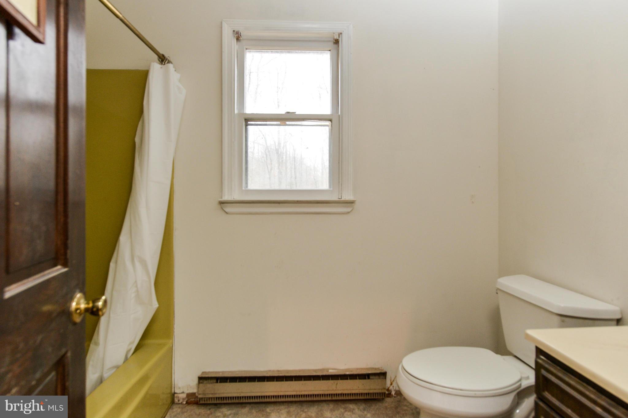 436 Blair Shore Road Elkton, MD 21921 - Photo 8 of 18 Bath