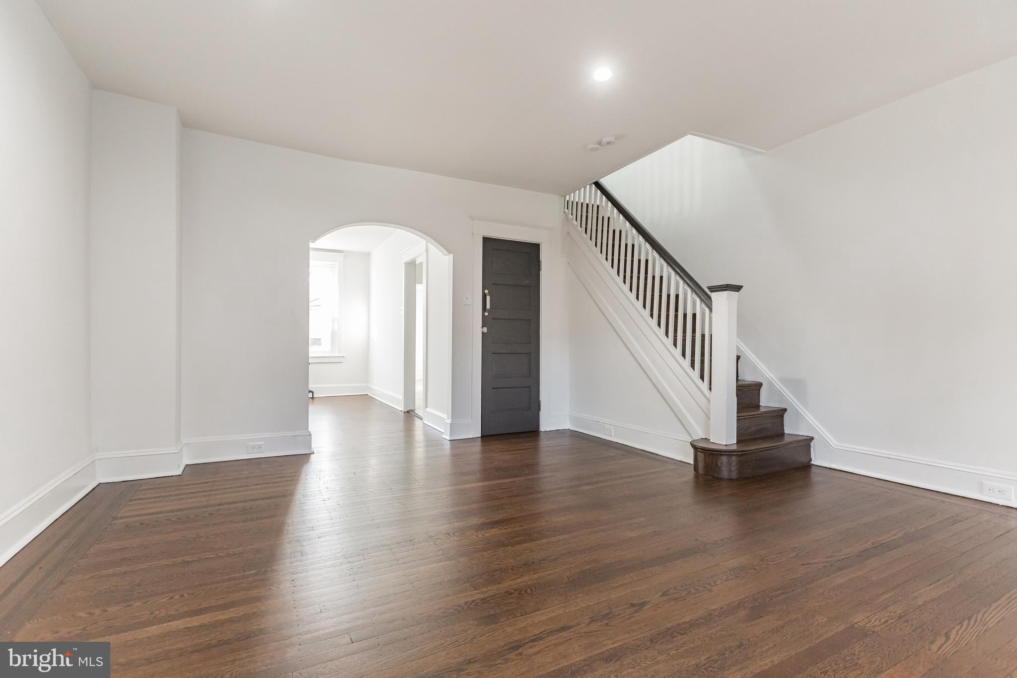 924 Atwood Road Philadelphia, PA 19151 - Photo 3 of 30 Gallery Image 3