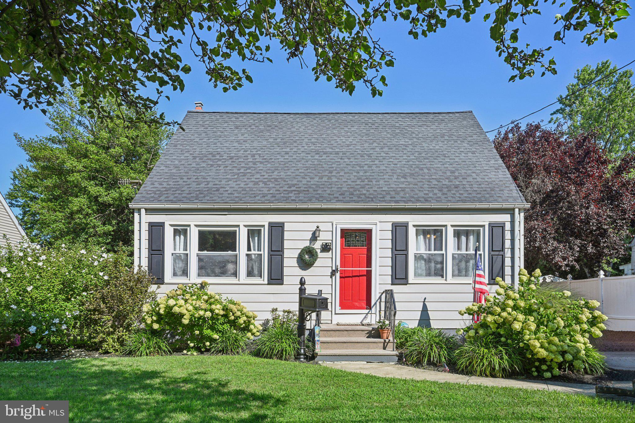 32 Brockton Road Hamilton, NJ 08619 - Photo 3 of 47