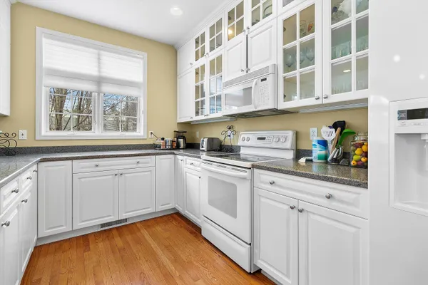 $1,299,000 | 2 Lincoln Parkway, Williams Bay, WI 53191