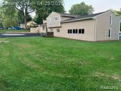 $2,800 | 5441 Sunnycrest Drive, West Bloomfield, MI 48323