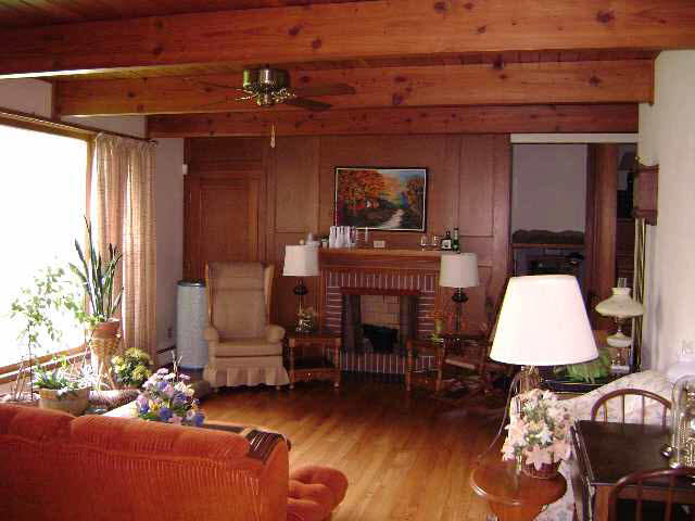 219 Carter Road Goshen, IN 46526 - Photo 3 of 5 Gallery Image 3