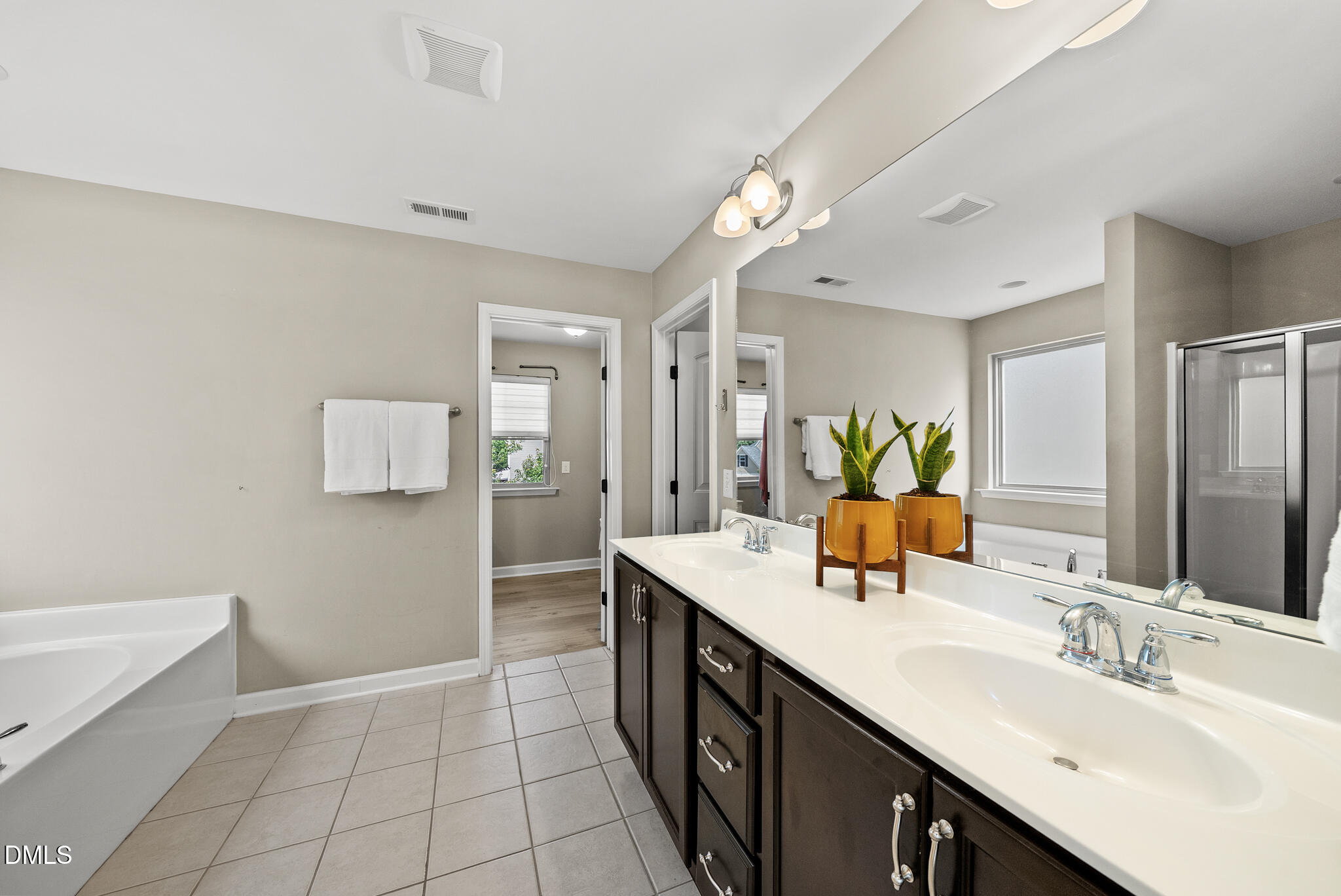 619 Laurel Berry Court Apex, NC 27523 - Photo 17 of 34 DSC06972